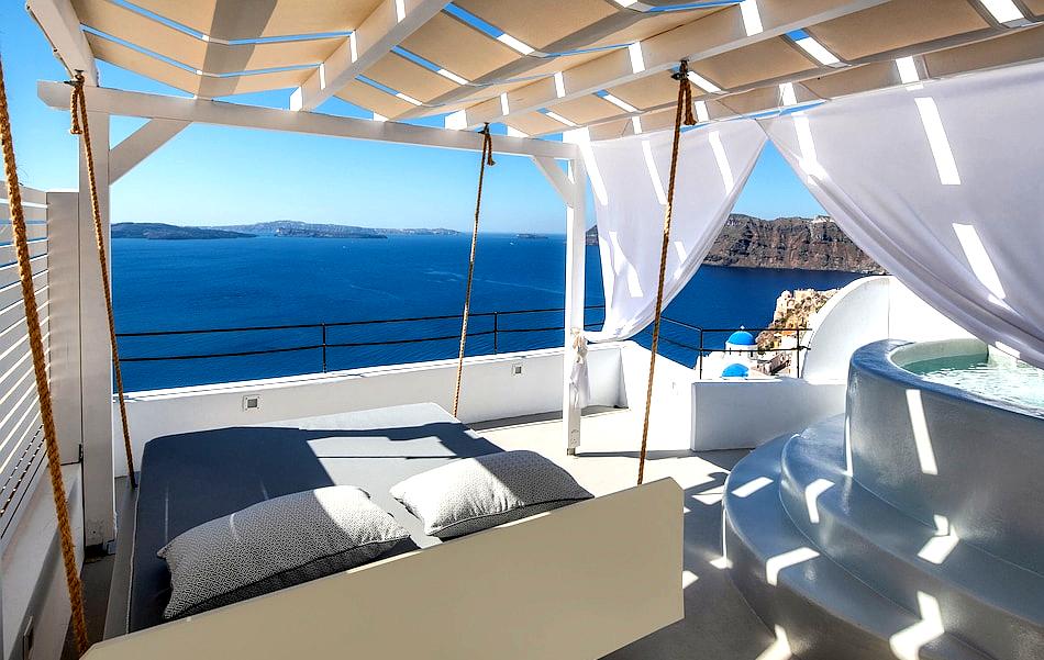 Kaleidoscope Oia Suites